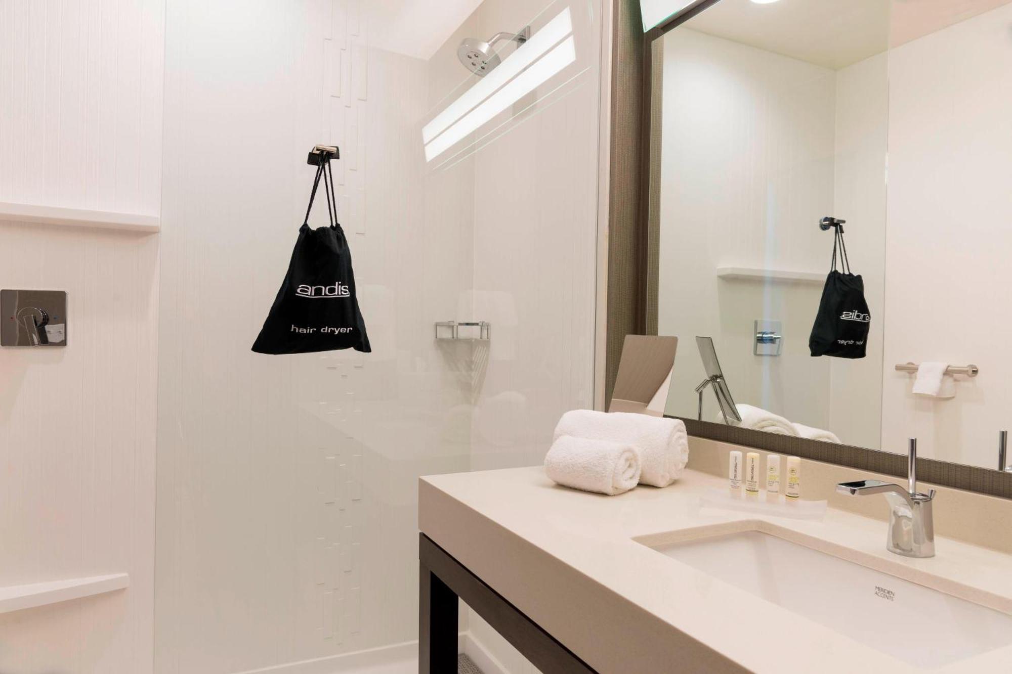 Courtyard By Marriott Waterloo Cedar Falls Luaran gambar